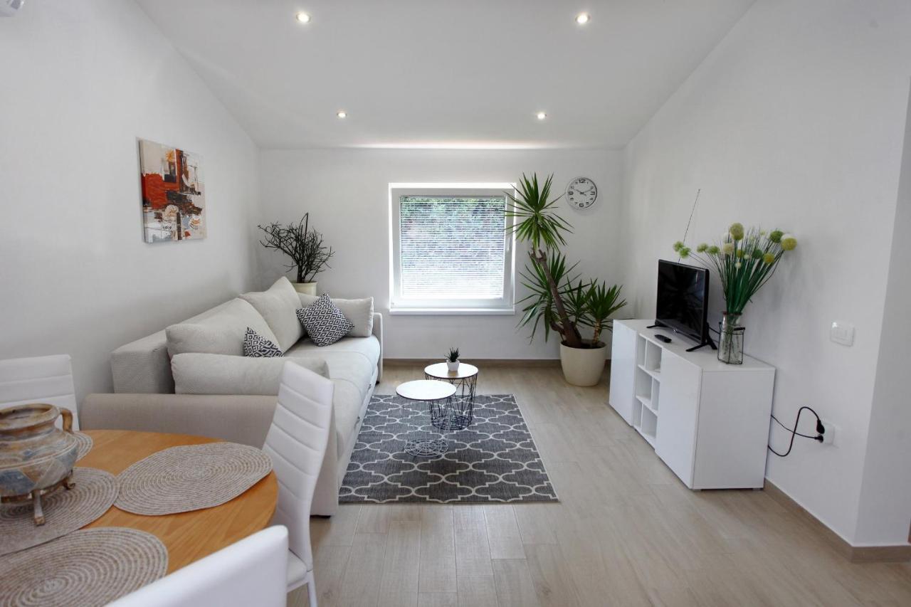 Not For Rent Apartman Portorož Kültér fotó